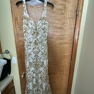 Evening gown Next Up